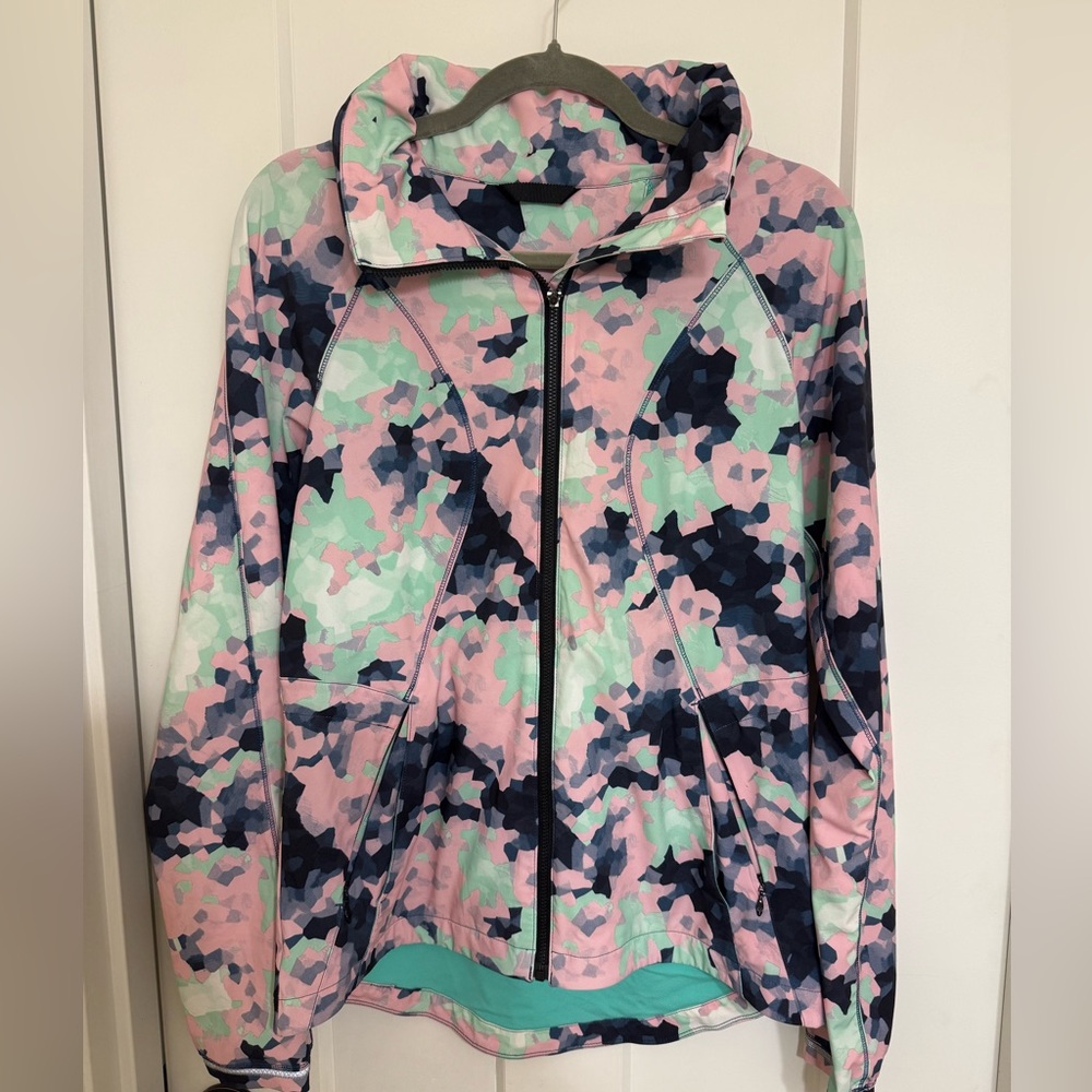 Lululemon Go the Distance Jacket - Picture 8 of 12